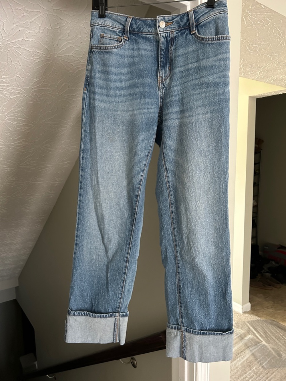 Light Blue Woman’s Straight-Leg Jeans